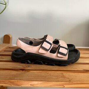 Birkenstocks - kids pink